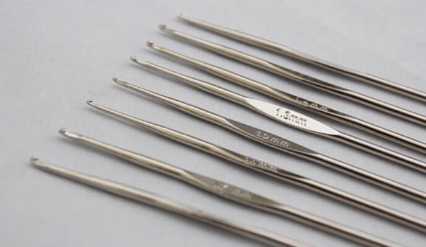 Крючок для вязания из стали