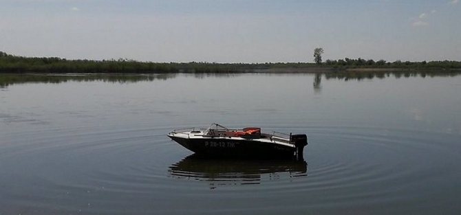 Мотолодка «Радуга 41»