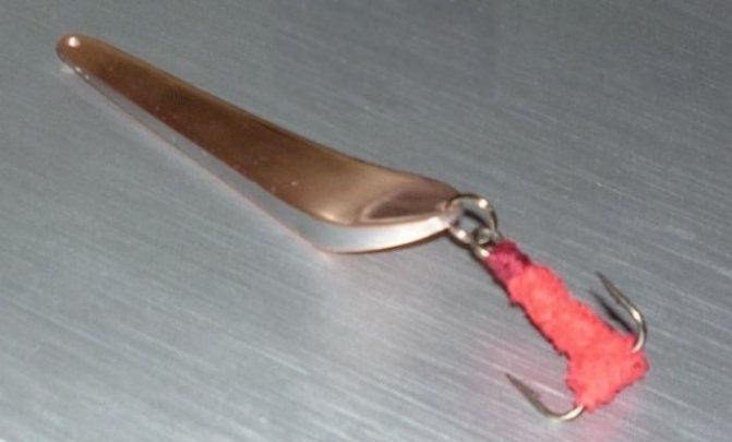 Судаковая блесна