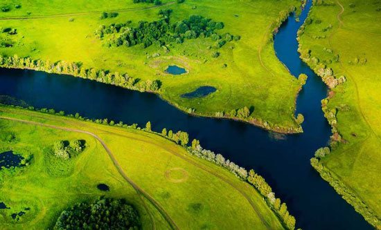Впадение притока